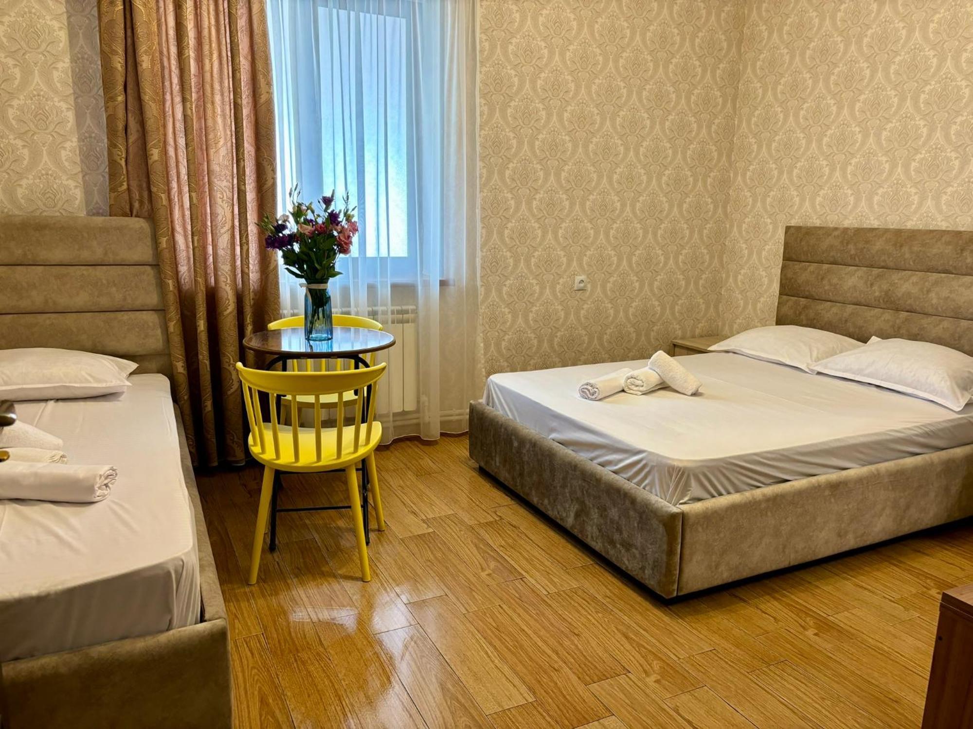 Styopa Hotel Erivan Dış mekan fotoğraf