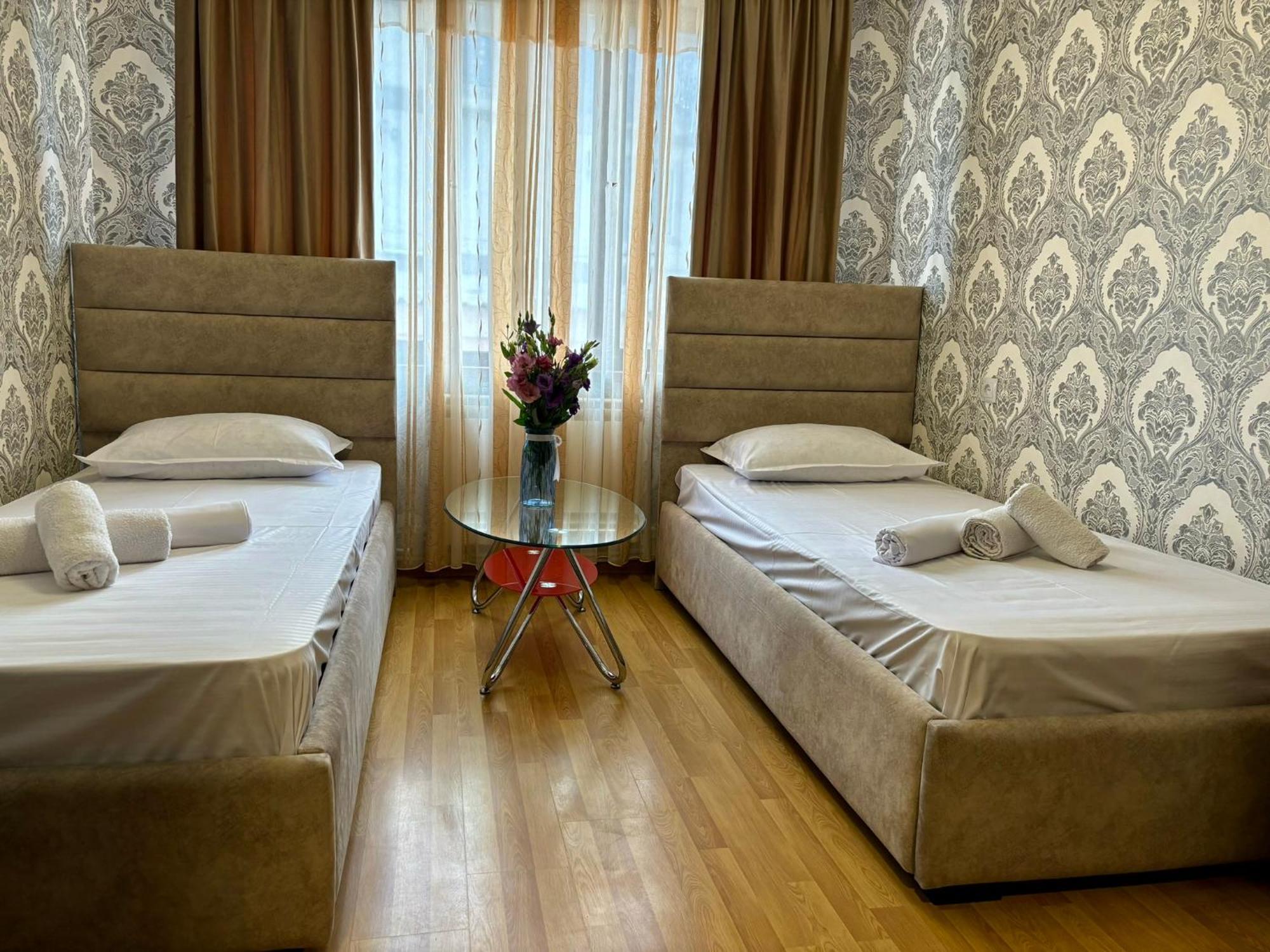 Styopa Hotel Erivan Dış mekan fotoğraf