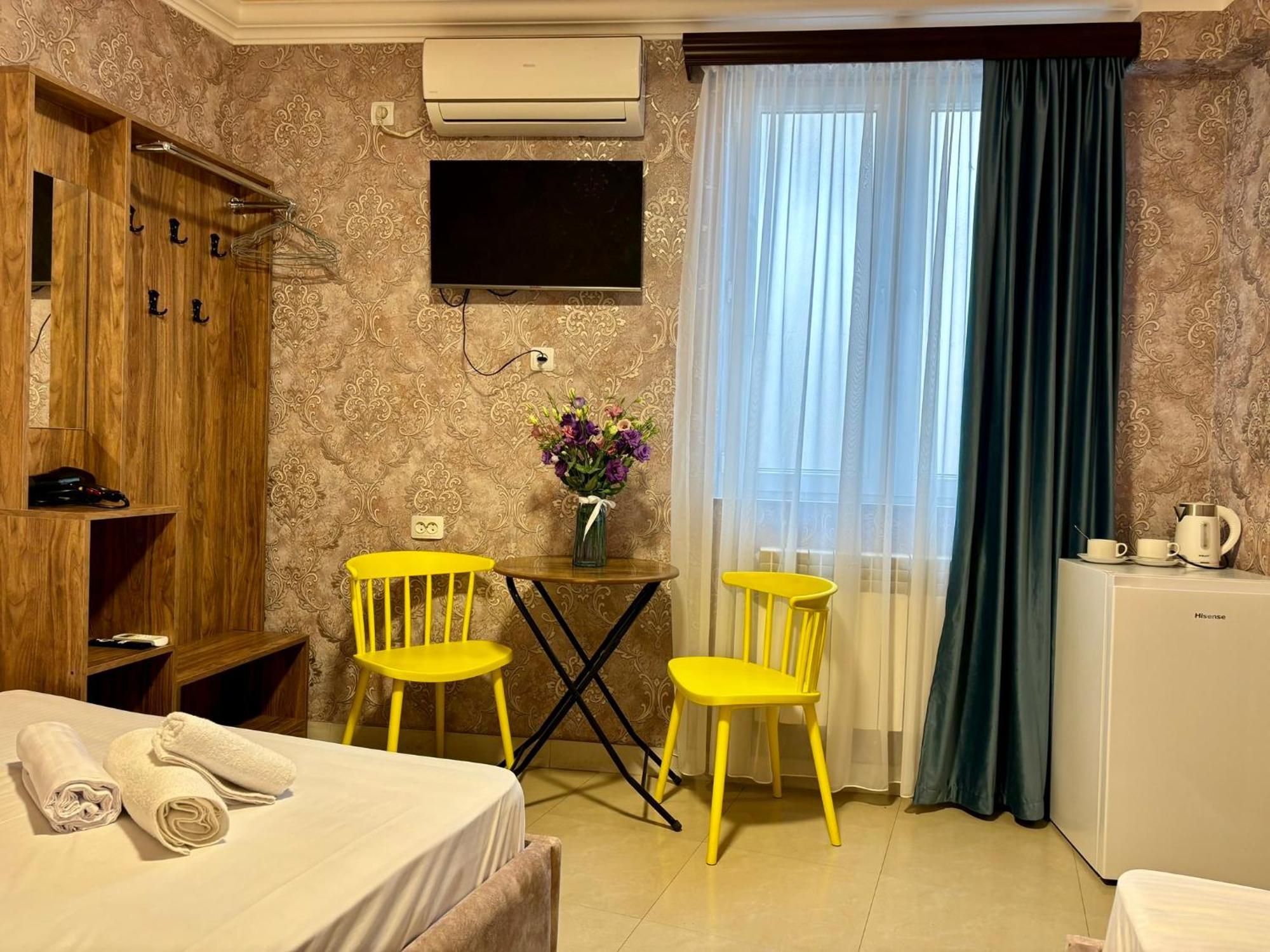 Styopa Hotel Erivan Dış mekan fotoğraf