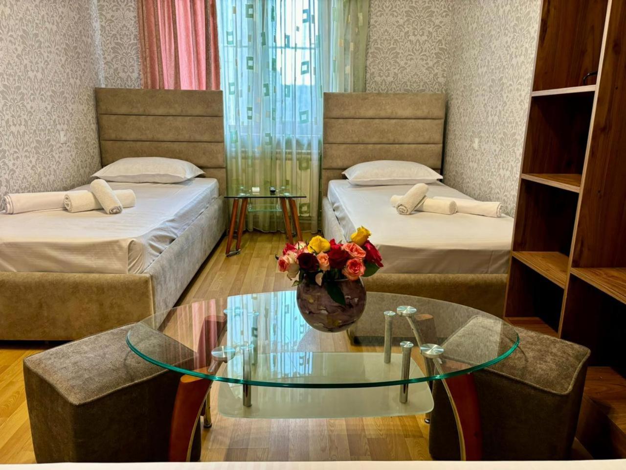 Styopa Hotel Erivan Dış mekan fotoğraf